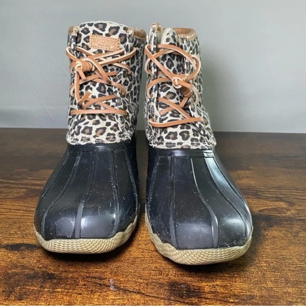 Sperry Womens Saltwater Animal Leopard Print Duck Boots Sz 4‎ Water Resistant